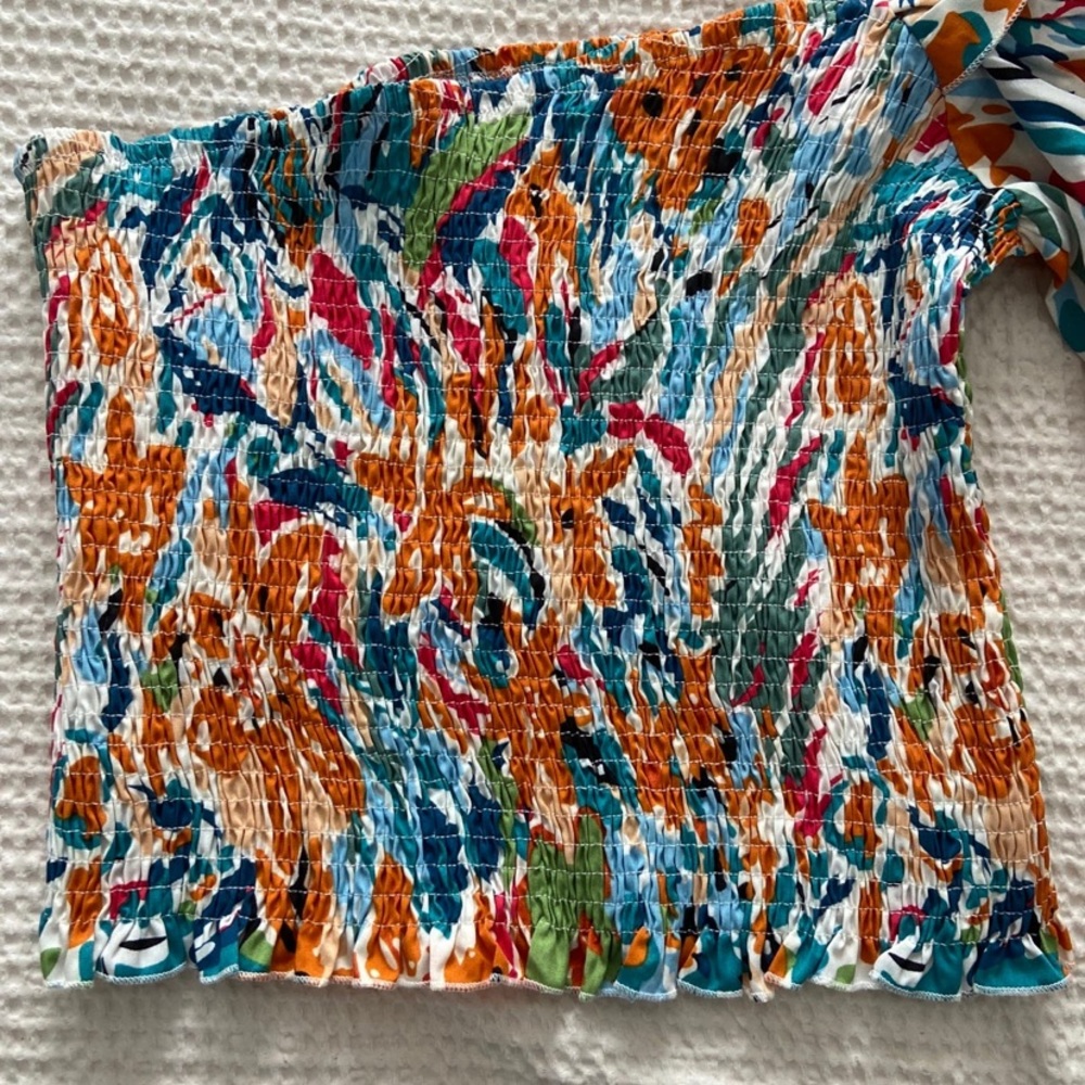 Multicolor One Shoulder Top - Picture 3 of 3